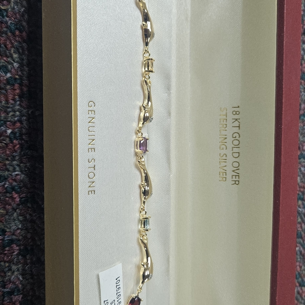 Bracelet